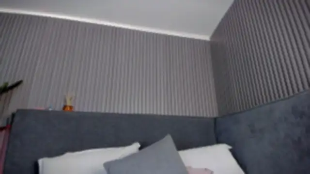 emelie 89 online show from June 27, 12:33 pm