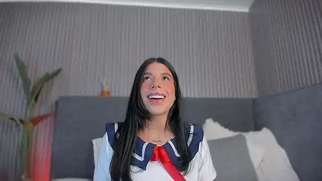 emelie 89 online show from July 2, 12:22 pm
