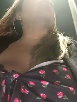 Snapshot of Afroditecash chatting on January 21, 12:15 am Afroditecash online show from January 21, 12:15 am