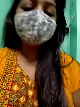 Snapshot of Monalisa_Singh chatting on January 3, 2:19 pm Monalisa Singh online show from January 3, 2:19 pm