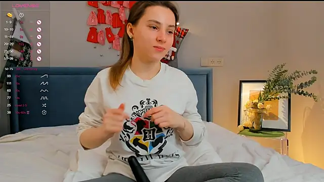 Snapshot of DonnaBurkee chatting on January 18, 4:10 pm DonnaBurkee online show from January 18, 4:10 pm