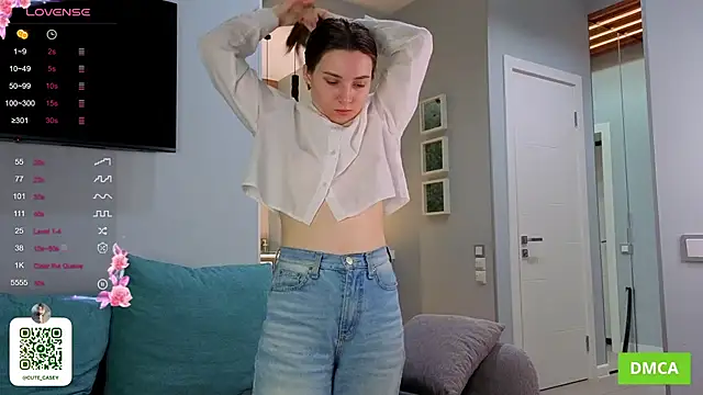 Snapshot of DonnaBurkee chatting on October 16, 4:57 am DonnaBurkee online show from October 16, 4:57 am