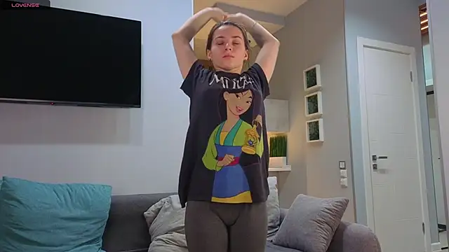 Snapshot of DonnaBurkee chatting on November 15, 4:21 am DonnaBurkee online show from November 15, 4:21 am