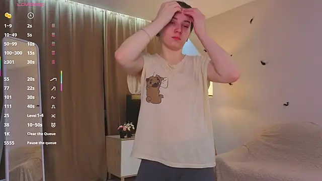 Snapshot of DonnaBurkee chatting on November 28, 4:04 am DonnaBurkee online show from November 28, 4:04 am