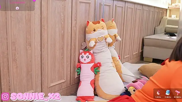 Sonnie  online show from December 27, 2:43 pm