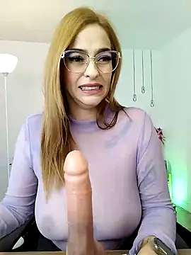 Alessandra Schmoll online show from February 25, 2:33 pm