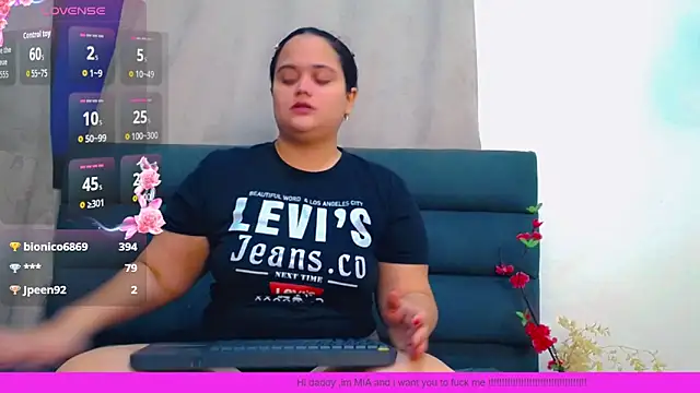 brunnette hot online show from March 16, 10:52 am