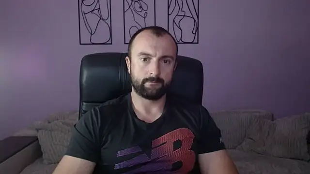 brindlefly6969 online show from July 15, 10:31 am