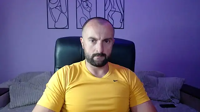 brindlefly6969 online show from July 23, 10:24 am