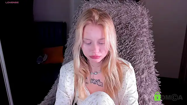 MalenaErnman online show from January 8, 1:41 pm