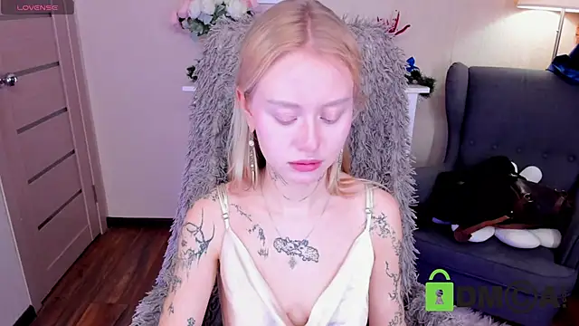 MalenaErnman online show from January 12, 10:34 am