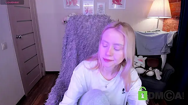 MalenaErnman online show from January 20, 10:18 am