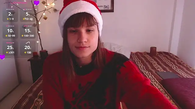 Snapshot of Your_Hand_In_mine chatting on December 24, 11:28 am Your Hand In mine online show from December 24, 11:28 am