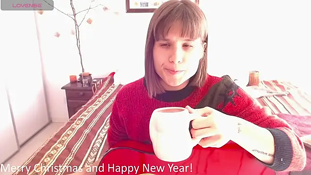 Snapshot of Your_Hand_In_mine chatting on January 2, 6:34 pm Your Hand In mine online show from January 2, 6:34 pm