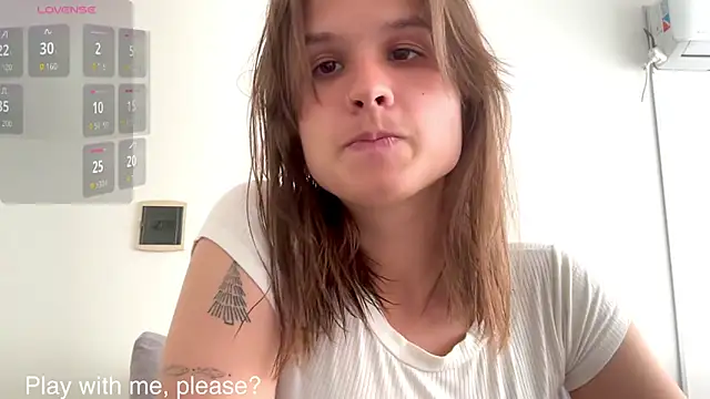 Snapshot of Your_Hand_In_mine chatting on October 2, 5:53 pm Your Hand In mine online show from October 2, 5:53 pm