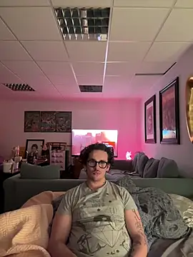 Snapshot of hardmecl chatting on January 5, 7:07 pm hardmecl online show from January 5, 7:07 pm