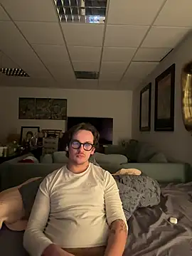 Snapshot of hardmecl chatting on January 8, 5:48 pm hardmecl online show from January 8, 5:48 pm