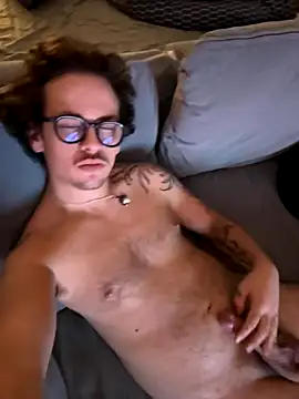 Snapshot of hardmecl chatting on October 20, 6:41 pm hardmecl online show from October 20, 6:41 pm