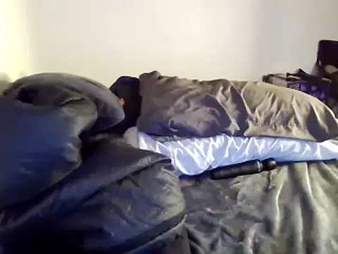 Iliketocooksquirt25 online show from February 11, 10:04 am