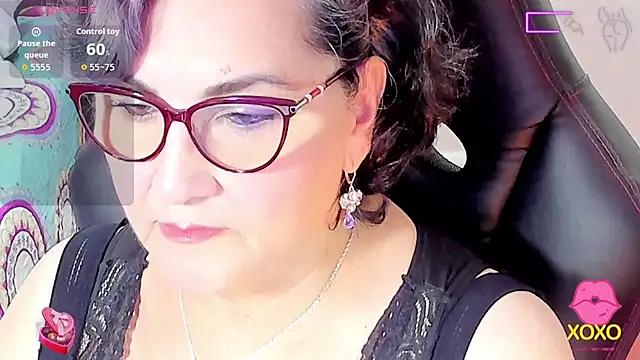 Snapshot of cataleya_mom chatting on September 15, 4:23 am cataleya mom online show from September 15, 4:23 am