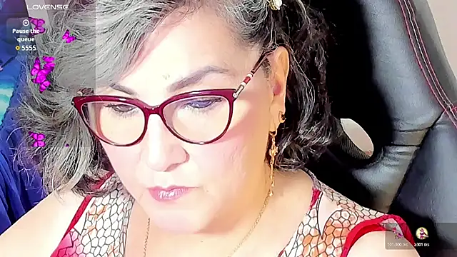 Snapshot of cataleya_mom chatting on October 30, 2:02 am cataleya mom online show from October 30, 2:02 am