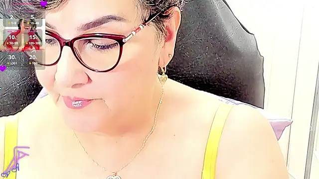 cataleya mom online show from July 31, 1:54 pm