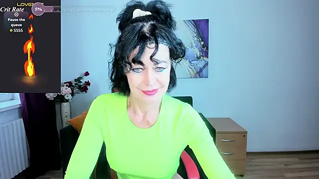 Silvia Wallec online show from August 2, 5:50 am