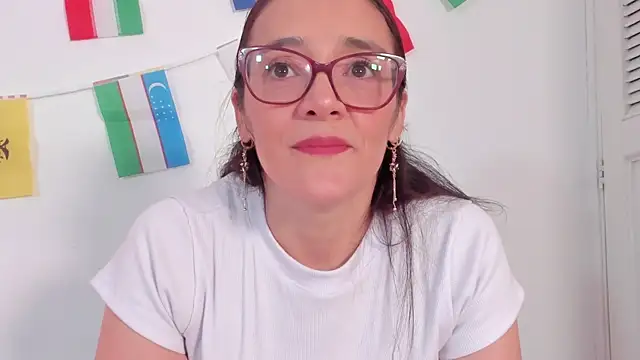 Snapshot of Jessica_Herrera_ chatting on June 30, 10:33 pm Jessica Herrera online show from June 30, 10:33 pm