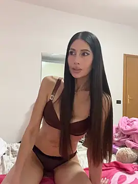 Snapshot of SexxxyBarbie chatting on May 21, 9:27 am SexxxyBarbie online show from May 21, 9:27 am