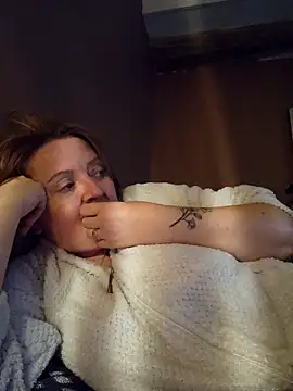 lady charlyne online show from March 3, 8:15 pm