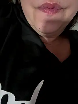 Snapshot of Miss_Barbarella chatting on January 12, 10:04 pm Miss Barbarella online show from January 12, 10:04 pm