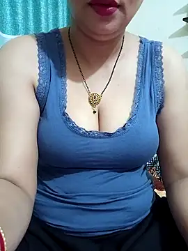 Snapshot of Priya_Boudi chatting on March 21, 4:29 pm Priya Boudi online show from March 21, 4:29 pm