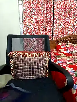 Snapshot of Priya_Boudi chatting on October 14, 6:31 pm Priya Boudi online show from October 14, 6:31 pm