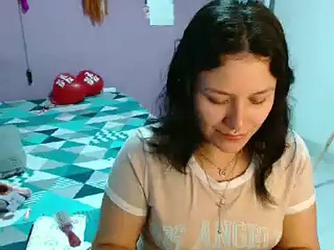 Snapshot of soniafuckboobs chatting on March 10, 9:29 pm soniafuckboobs online show from March 10, 9:29 pm
