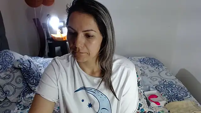 Chantal hott online show from June 14, 9:00 am