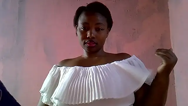 JUICYASSxxx online show from December 16, 4:50 am