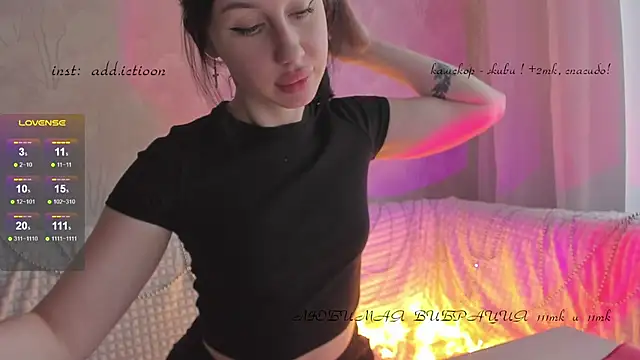 Snapshot of elena_addiction chatting on January 21, 11:46 am elena addiction online show from January 21, 11:46 am