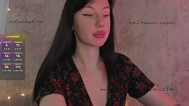 Snapshot of elena_addiction chatting on February 3, 8:57 am elena addiction online show from February 3, 8:57 am