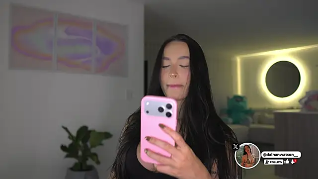 Snapshot of Daihanwatson_ chatting on June 1, 11:28 pm Daihanwatson online show from June 1, 11:28 pm