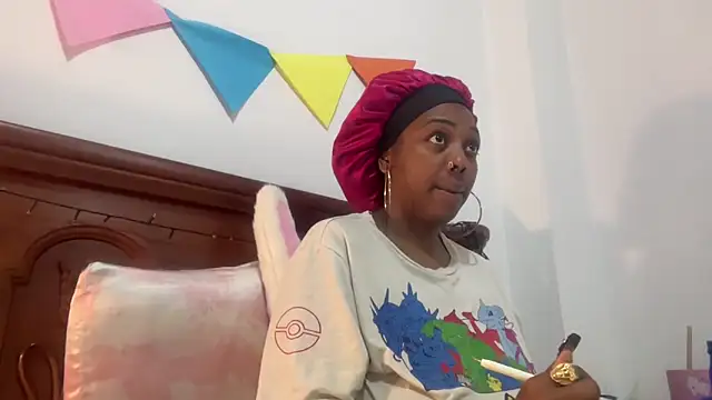 ChocolateCakeQueen online show from November 11, 12:21 am