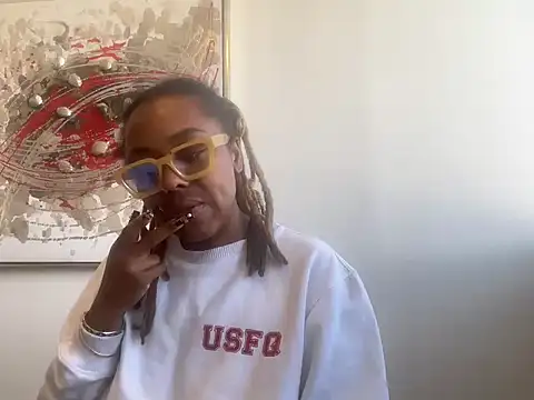 ChocolateCakeQueen online show from November 20, 1:11 pm