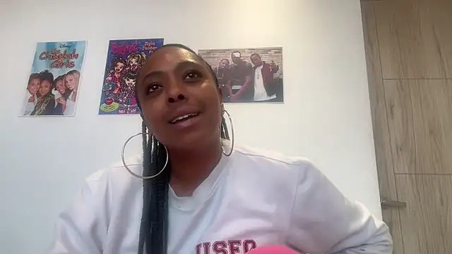 ChocolateCakeQueen online show from May 20, 11:00 pm
