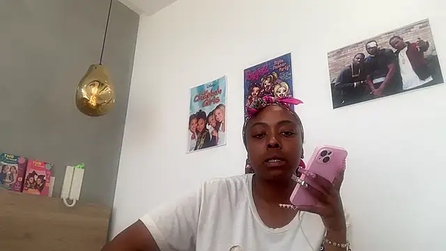 ChocolateCakeQueen online show from May 29, 3:10 pm
