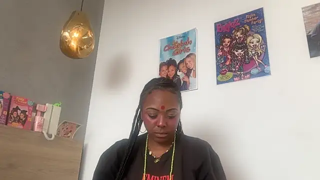 ChocolateCakeQueen online show from June 6, 8:57 pm