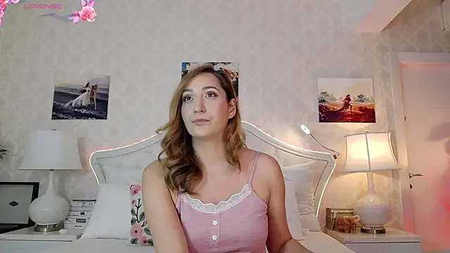 Snapshot of IreneHope chatting on June 10, 9:30 am IreneHope online show from June 10, 9:30 am