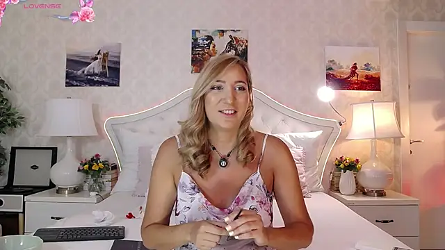 IreneHope online show from July 2, 8:53 am