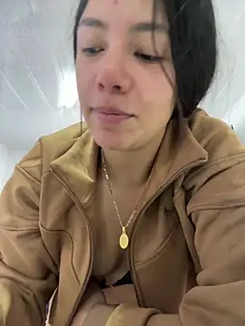 hannahb-e online show from March 9, 5:28 pm