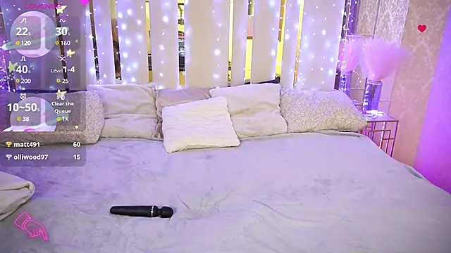 Marina Mur  online show from March 22, 4:45 am