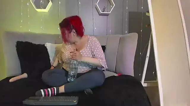 Sammy owens  online show from February 12, 4:33 pm