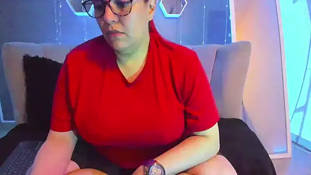 Sammy owens  online show from February 22, 3:47 pm